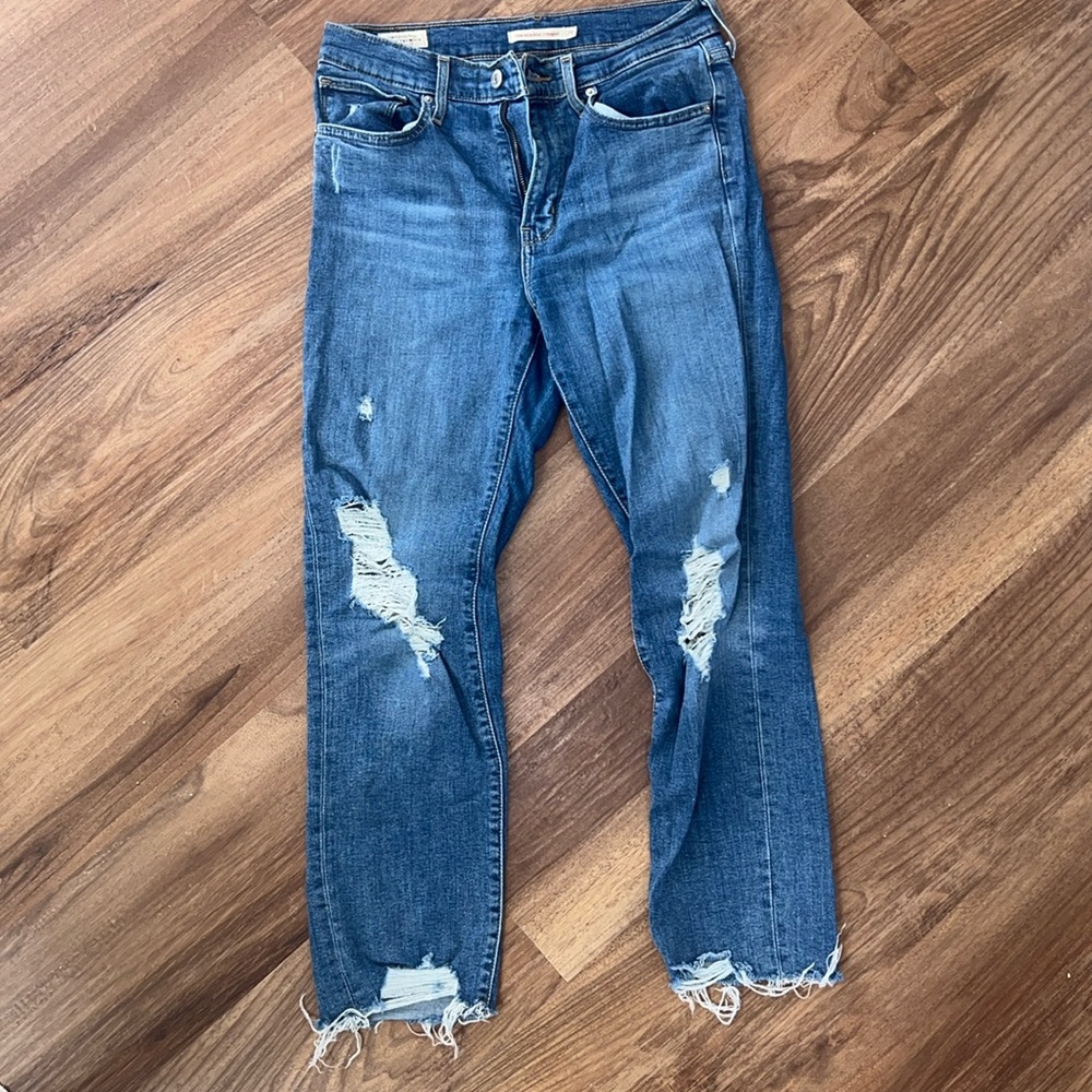 Levi’s 724 high-rise Straight Jean